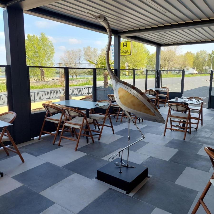 Le Mesnil-en-Vallée Logis Hotels - Au Poisson D'Argent - Hotel 3 Etoiles Et Restaurant מראה חיצוני תמונה